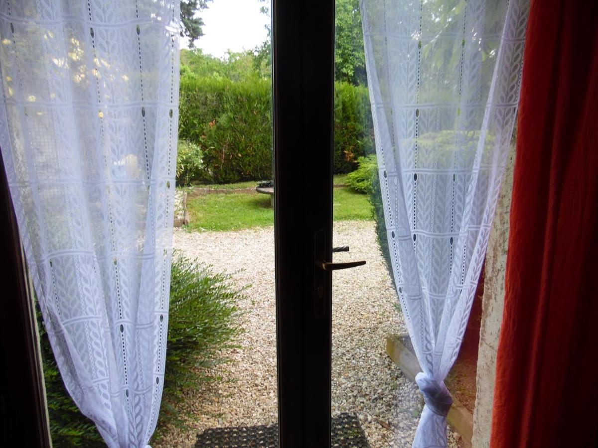 Le Clos Des Tuileries Montholon Zewnętrze zdjęcie