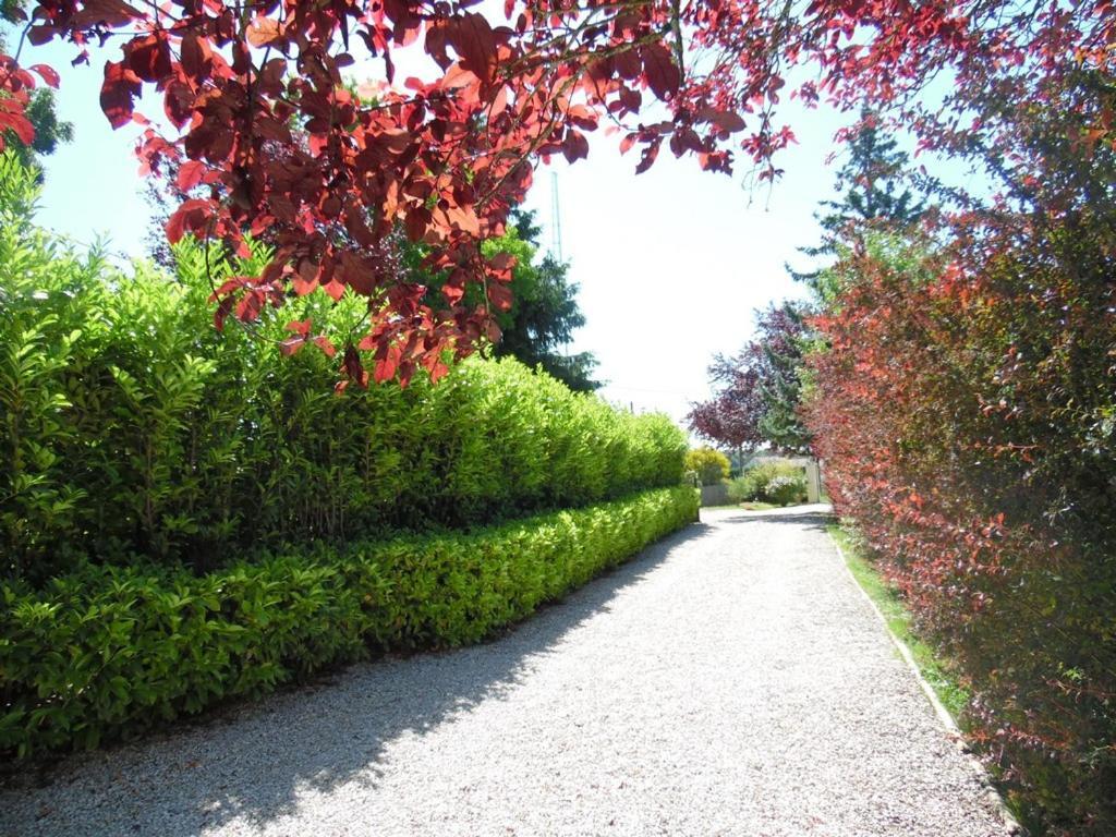 Le Clos Des Tuileries Montholon Zewnętrze zdjęcie